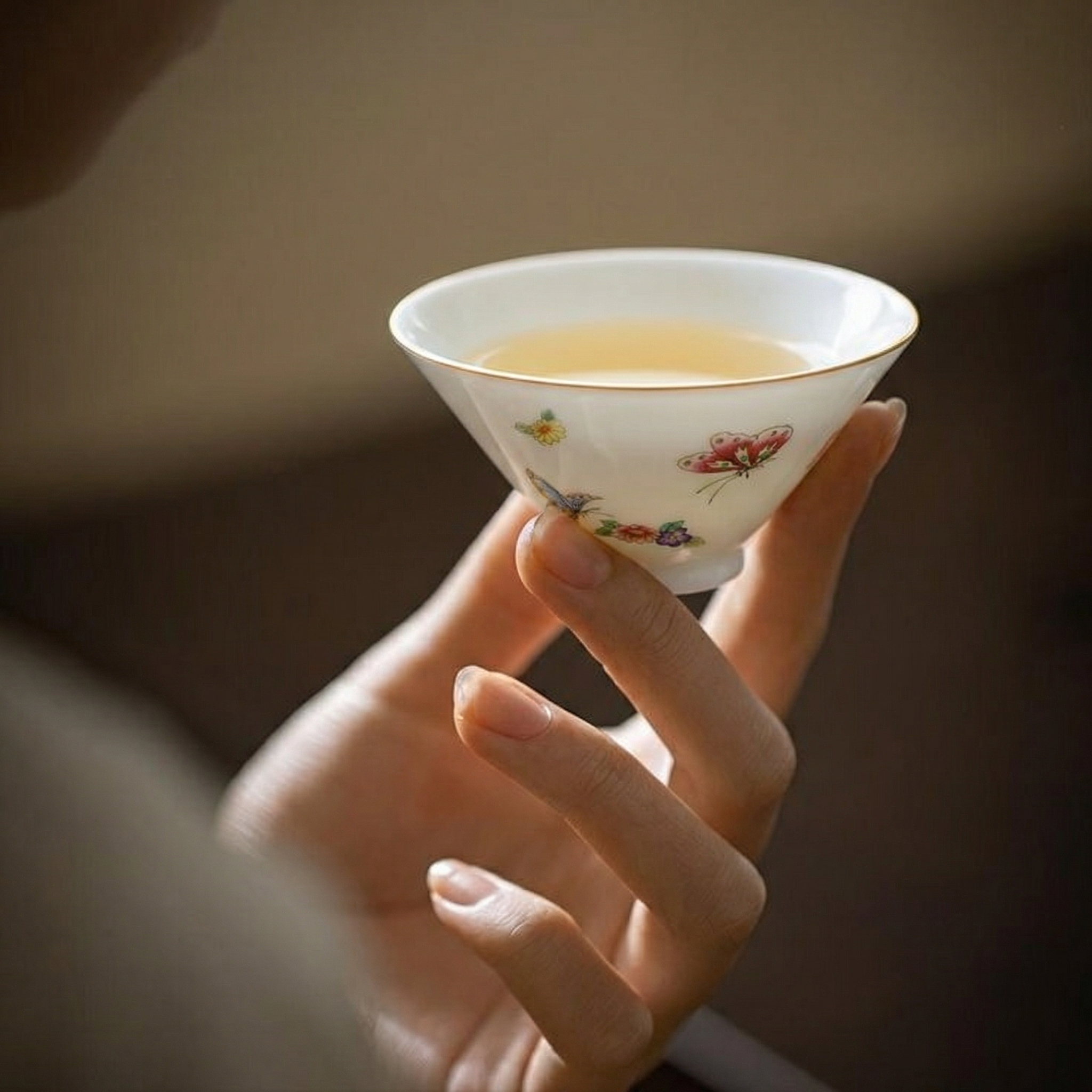 Elevating Your Tea Ritual with Elegant Porcelain