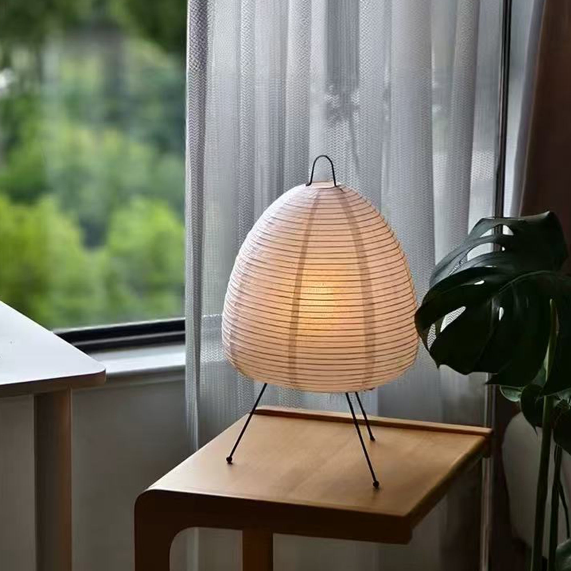 LumaEgg Tripod Lamp