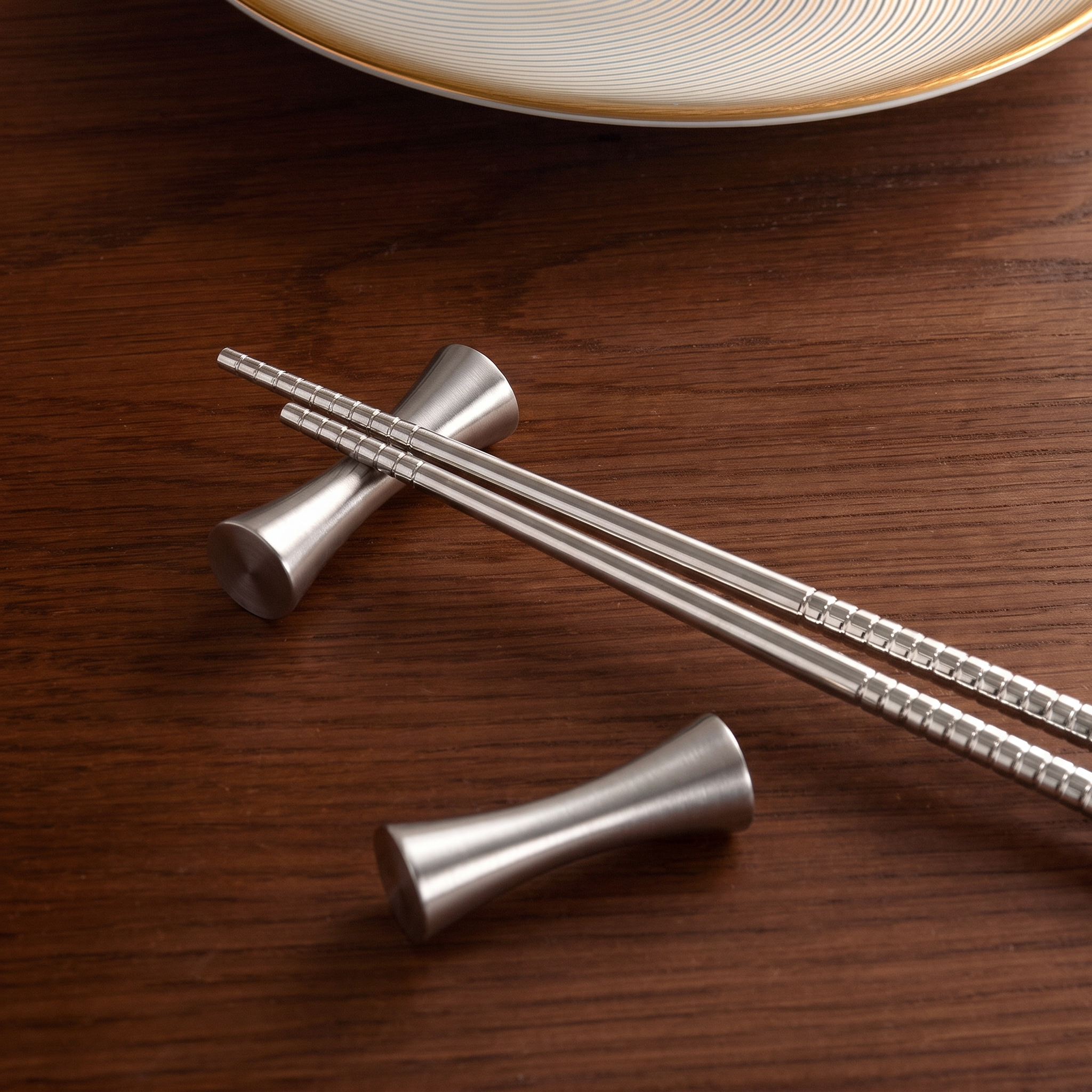 Aurei Arc Chopstick Rest
