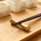 Aurei Arc Chopstick Rest