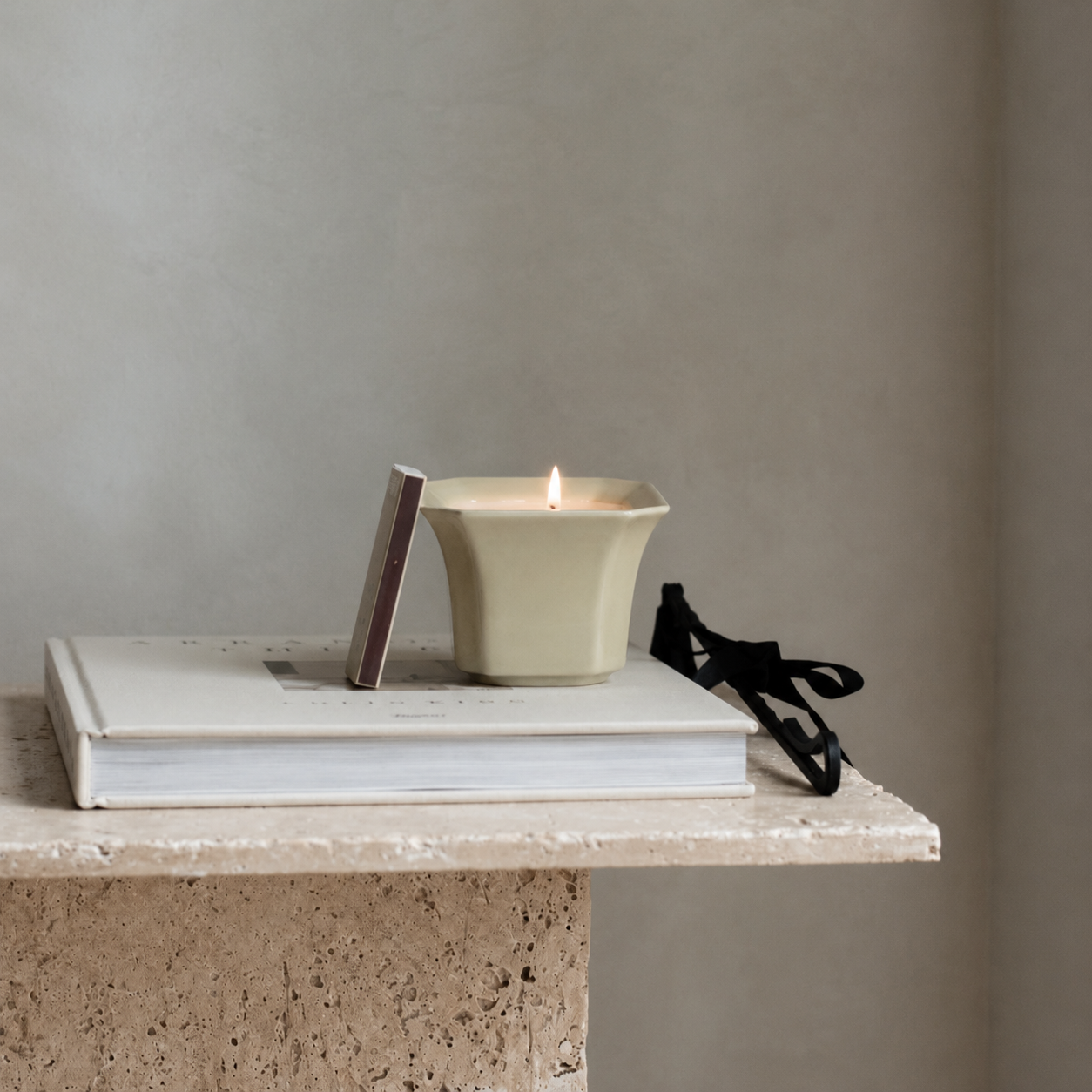Celadon Porcelain Candle | Green Tea & Orange Blossom Soy Wax
