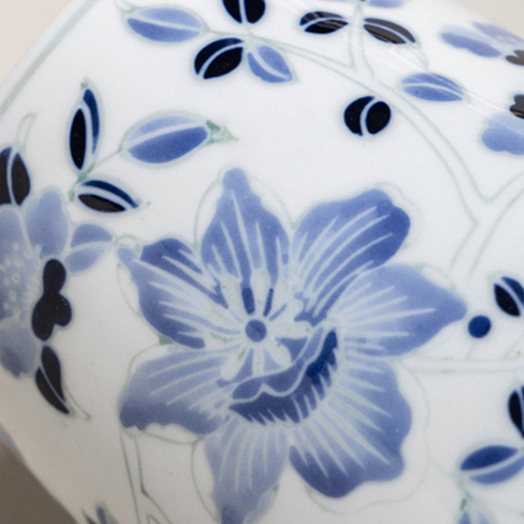 Holler Porcelain Candle Holder