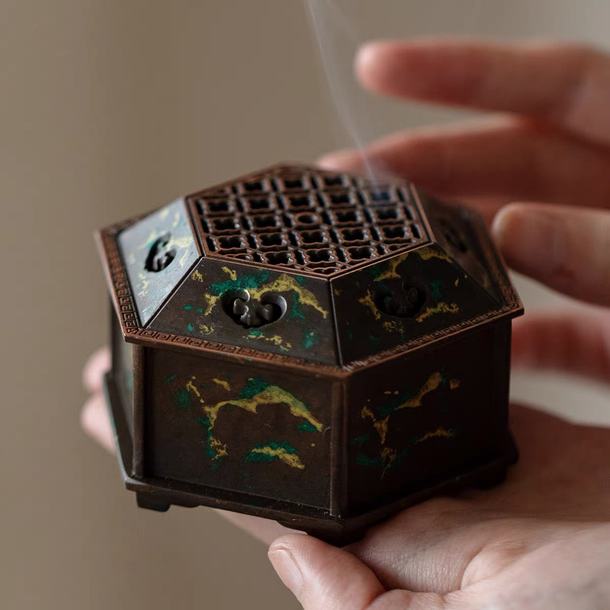 HexaMori Gilded Incense Burner Gift Set