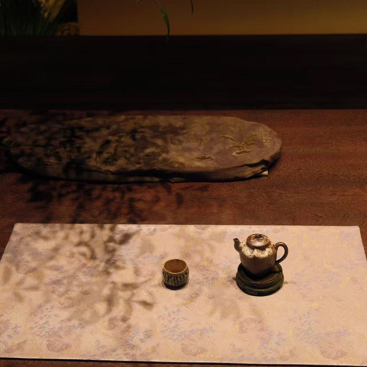 Ink Blossom – Floral Brocade Gongfu Tea Mat