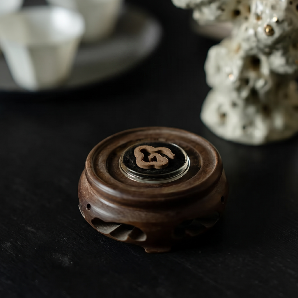 Veylune Grotto Ceramic Incense Holder