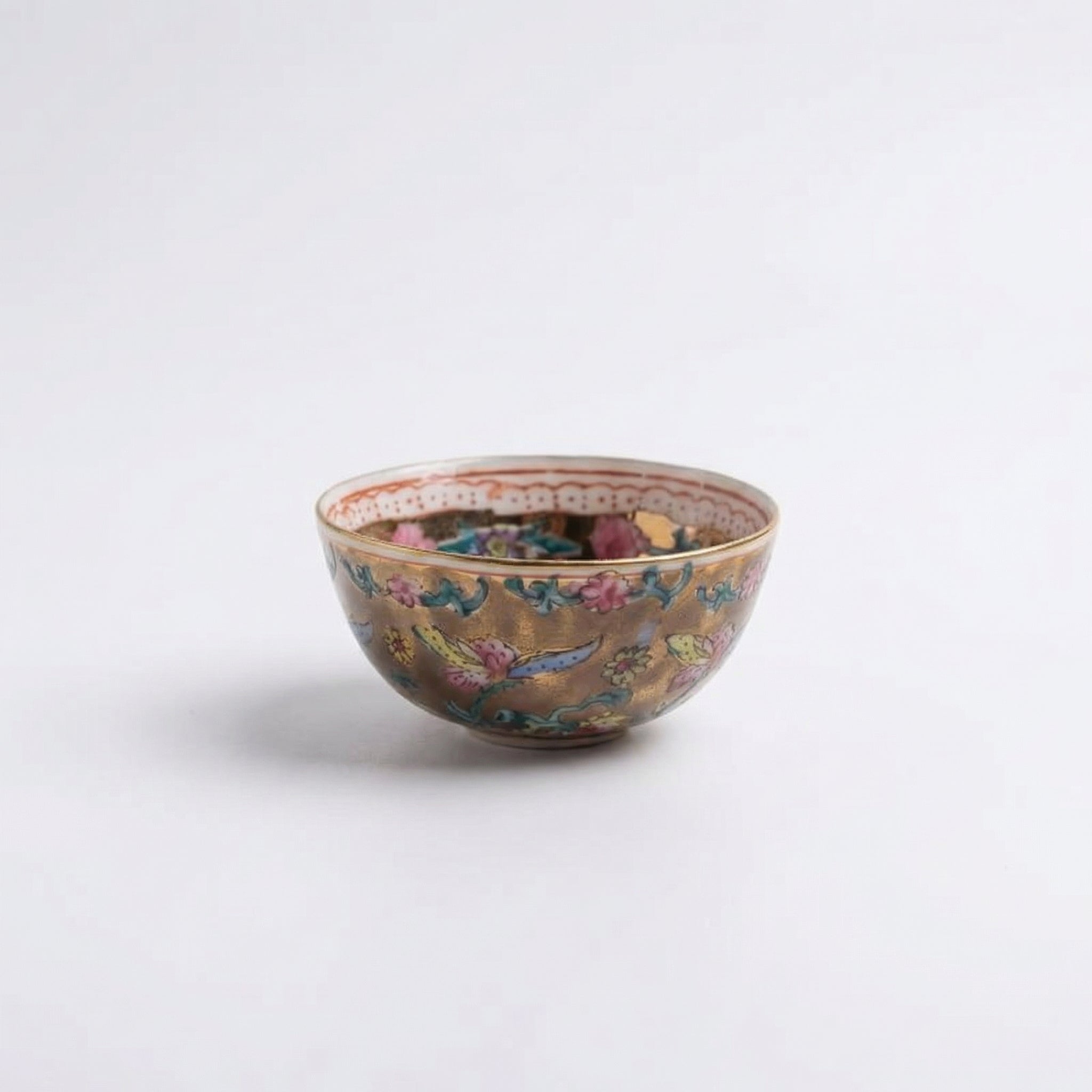 Golden Lotus Enamel Guangcai Hand-painted Tea Bowl